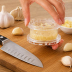 Manual Garlic Twister Mincer - Sturdy, Handy Food Prep Kitchen Utensil, Impact-Resistant Accessory for Garlic, Onion, Ginger